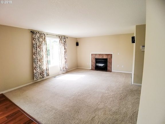 4th image of 4320 NE 163rd Ave