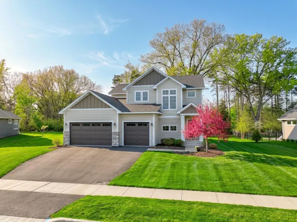 1426 Lee Cir, Hudson, WI 54016