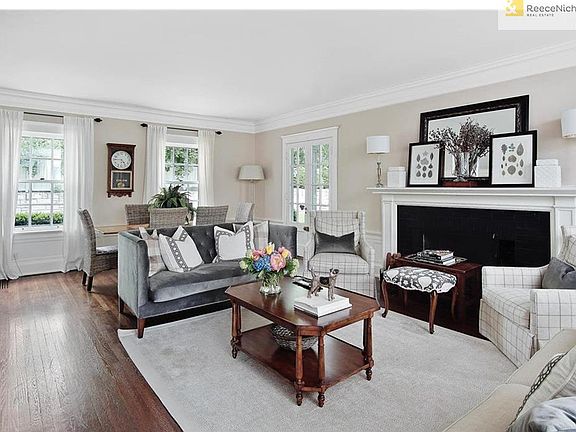 5th image of 1900 W 56th St