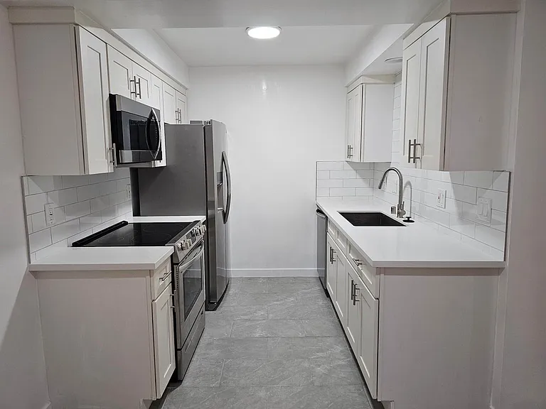 2703 Ruhland Ave #1-16 — Photo 4