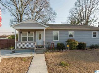 2417 Moore Ave NW, Huntsville, AL 35816