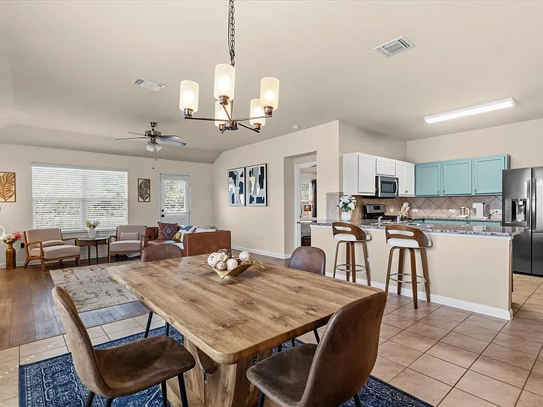 11100 Dawes Pl — Photo 6