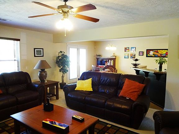 4th image of 3250 Riverstone Dr