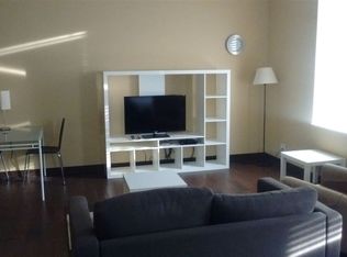 15 1/2 N Main St APT 7, Manteno, IL 60950