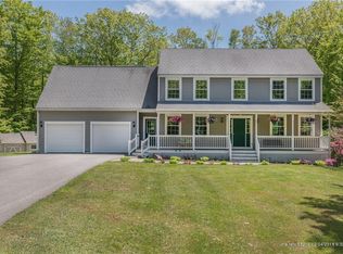 4 Stonewall Dr, Cumberland, ME 04021