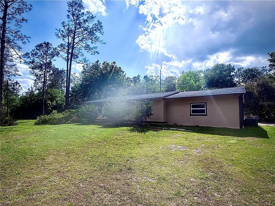 375 Pine Woods Rd