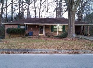 1548 Fleetwood Dr, Griffin, GA 30223