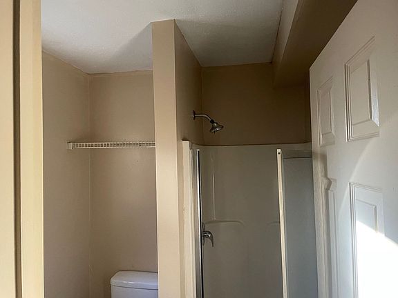 2nd image of 434 Russell Rd APT 9