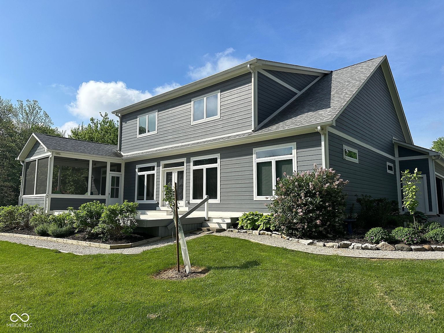 c*y様 house on the hill parent s/s Tee (g 260 Hillshire Pl, Spring Hill, FL 34609 | MLS #A4647434 | Zillow