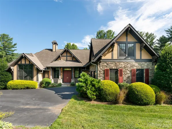 93 Orvis Stone Cir, Biltmore Lake, NC 28715
