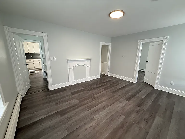 Living room Additional pic