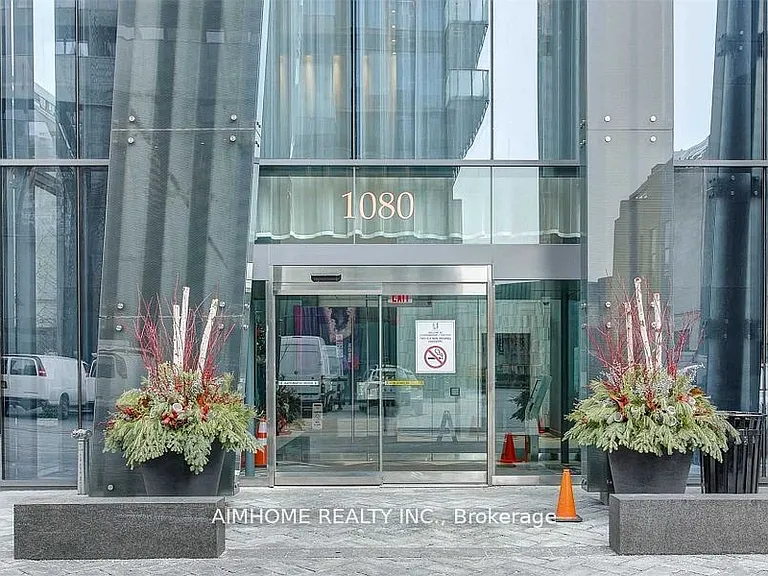 1080 Bay St #1506 — Photo 3