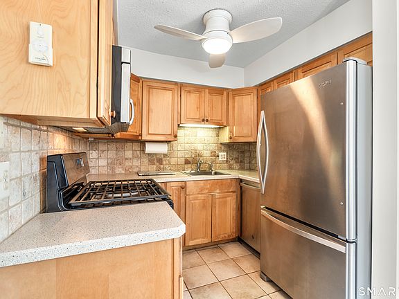 2nd image of 215 Beach Street #2G