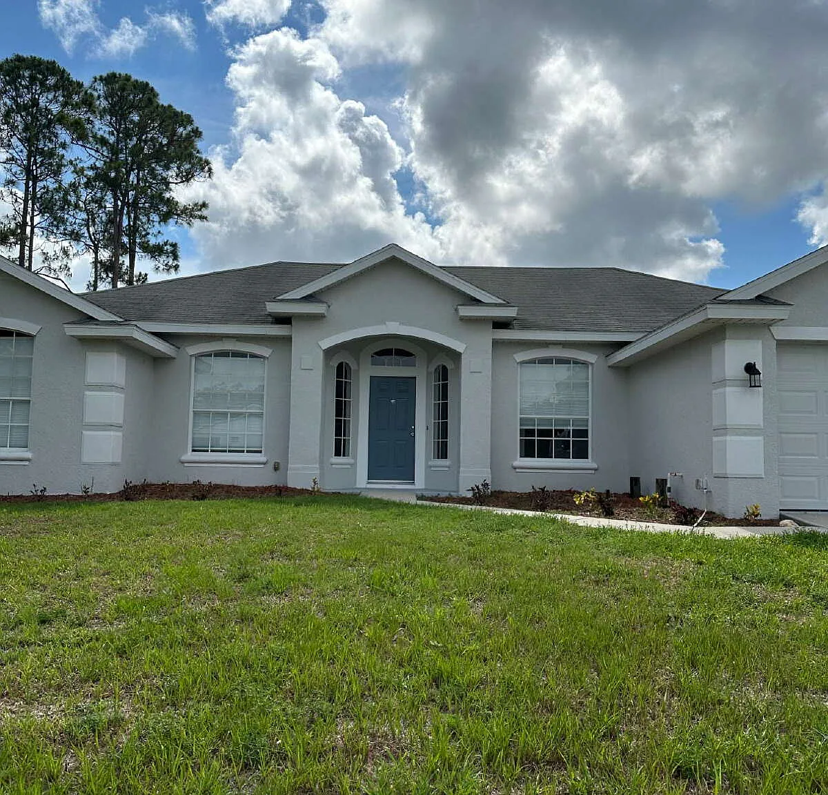 3 bed, 2.0 bath, 1780 sqft, $2,000 — Photo 2