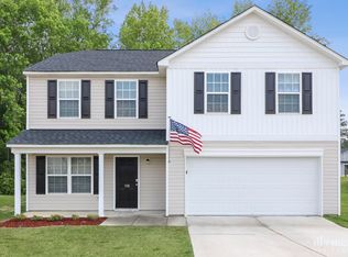 110 Ridgemoore Ct, Four Oaks, NC 27524