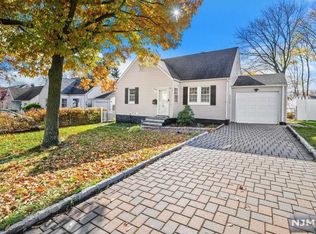 66 Westervelt Pl, Teaneck, NJ 07666