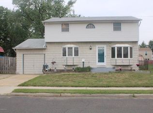 9 Dibling St, Union Beach, NJ 07735