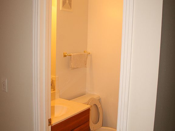 3rd image of 3880 Priest Lake Dr APT 88