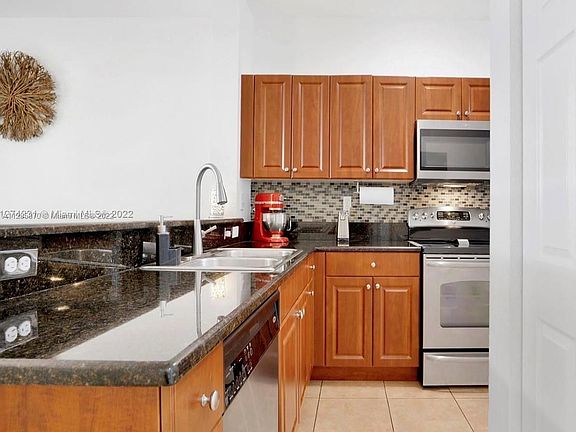 4th image of 9165 SW 227th St Unit 9