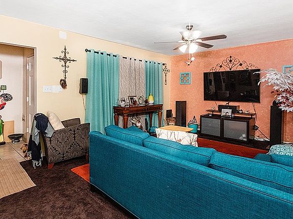 4th image of 12412 Bromont Ave