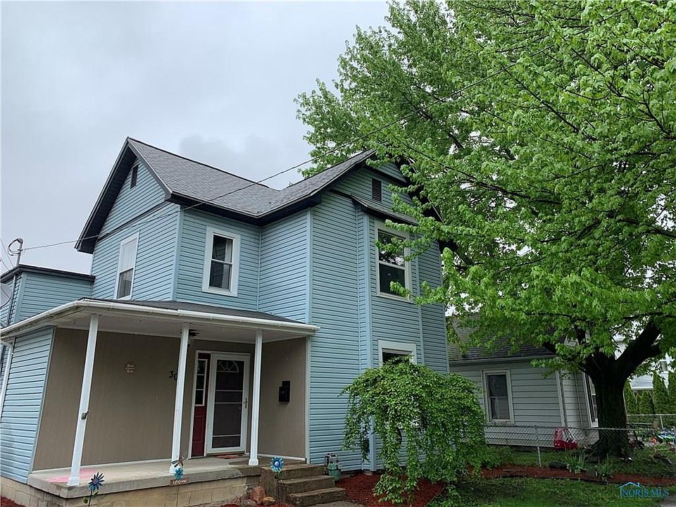 1st image of 307 E Water St