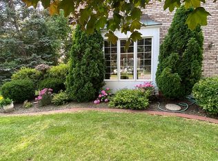 720 Sara Ct, Lewiston, NY 14092