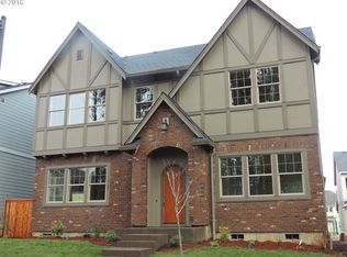 29611 SW Beaumont Ave, Wilsonville, OR 97070