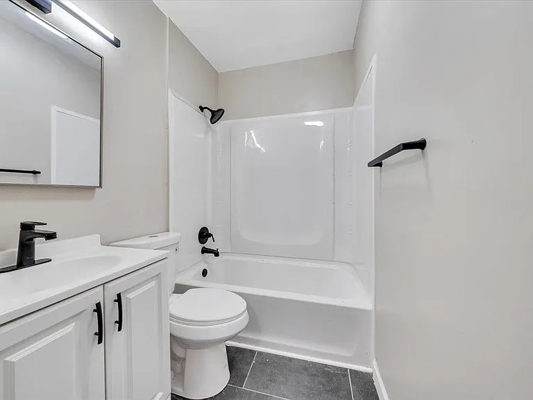 231 Jordan St — Photo 9