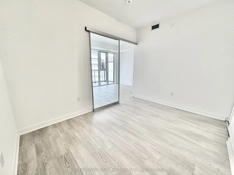 634 Church St #3811 — Photo 5