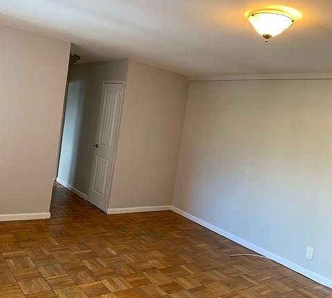 4th image of 37-45 Duncan Ave #4D