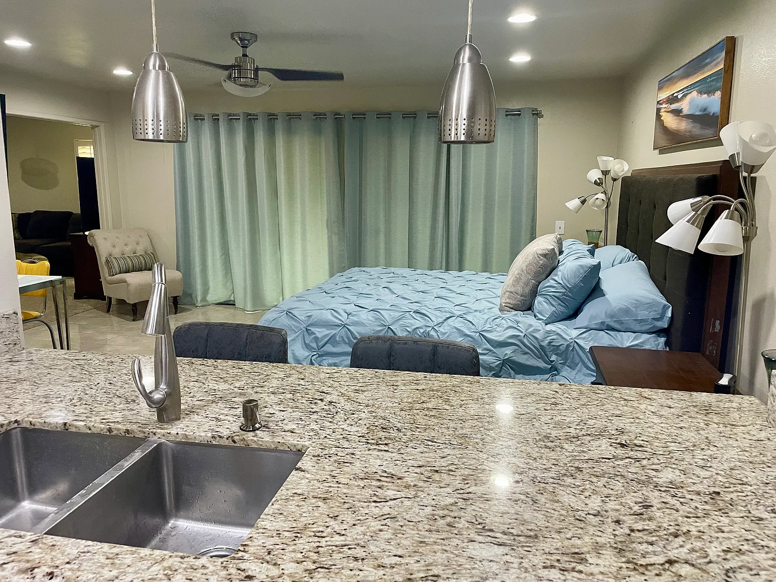 1 bed, 854 sqft, $1,700 — Photo 3