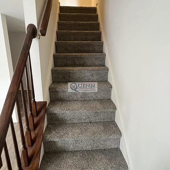 150 E Village Rd — Photo 4