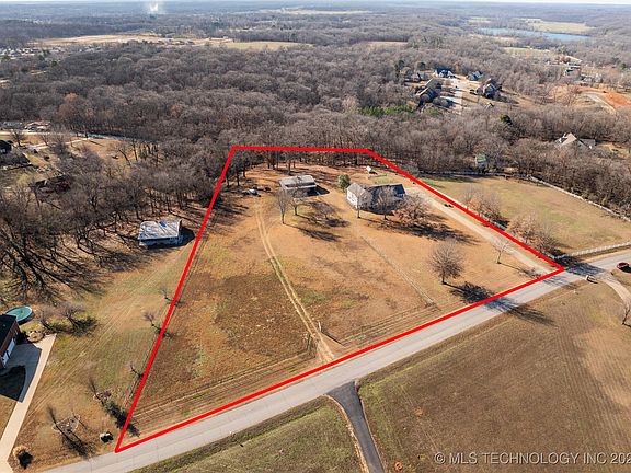 4th image of 141779 Killarney Dr