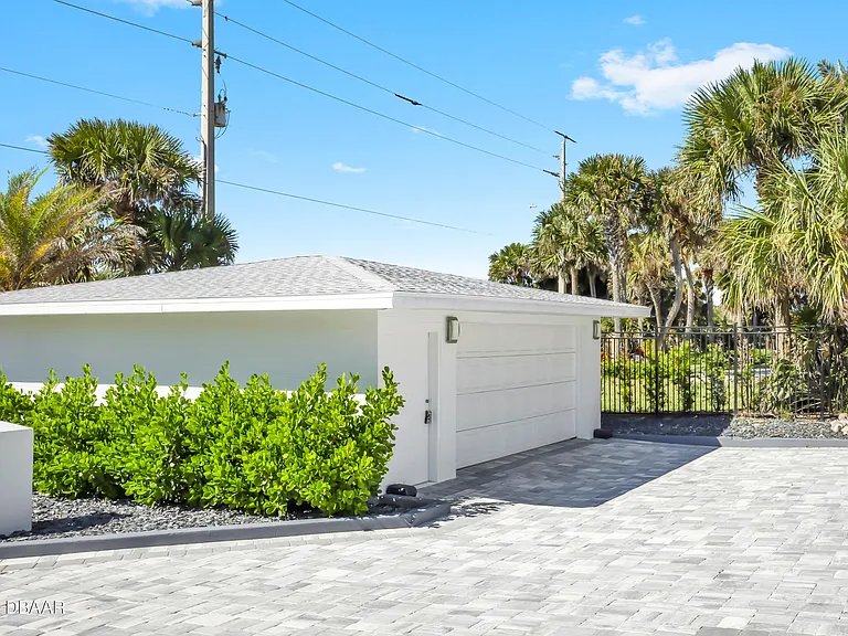 435 Ocean Shore Blvd — Photo 6
