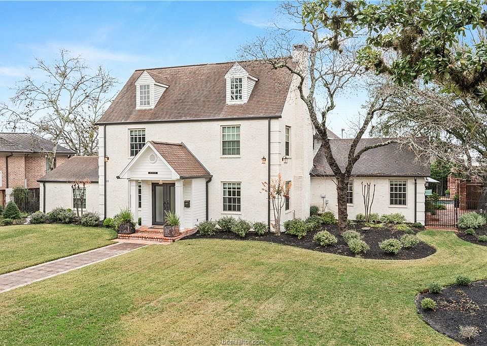 111 Lee Ave, College Station, TX 77840 Zillow