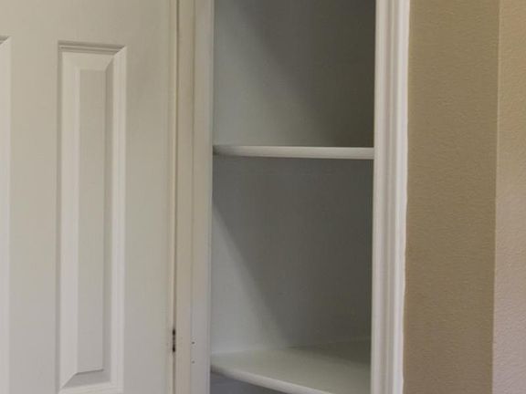 Kitchen pantry