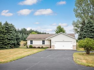 12305 S Lincoln Hollow Ct, Cedar, MI 49621