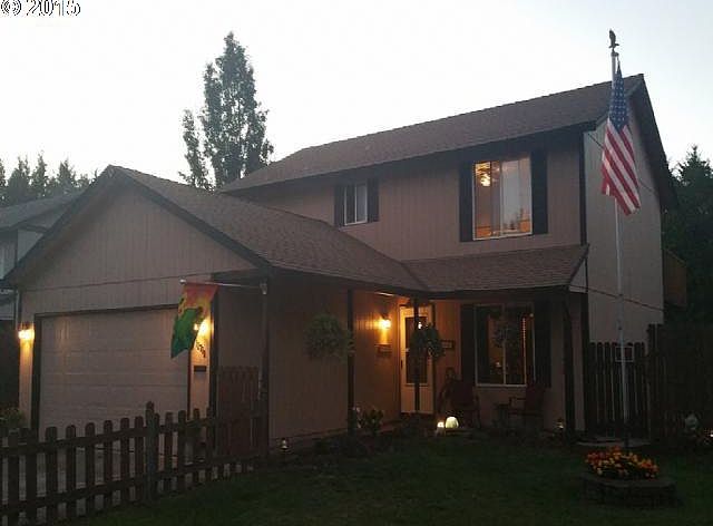 1st image of 10708 NE 90th St