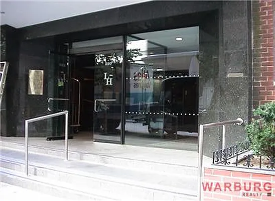 Rented by Warburg | media 13