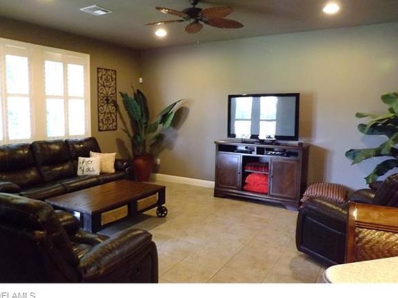 4th image of 4741 Castalia Ct