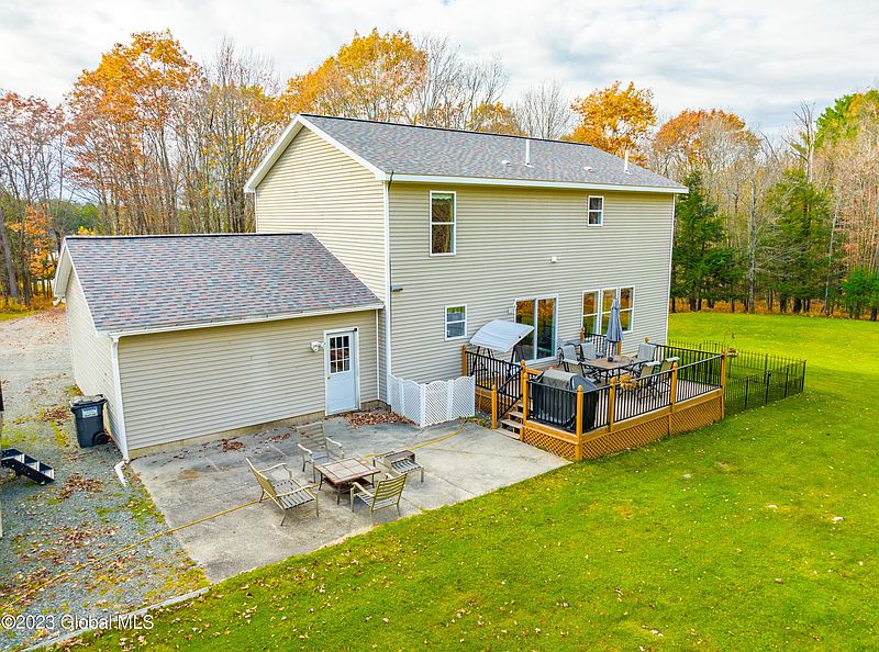 2nd image of 74 Foster Road