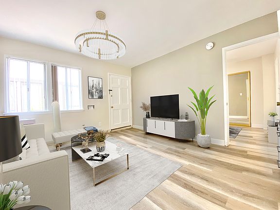 2nd image of 2620 11th St APT 2