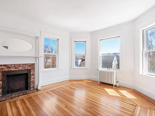 9 Hardan Rd APT 3, Somerville, MA 02144
