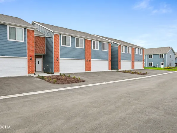 1104 Gillespie Ln, Yorkville, IL 60560