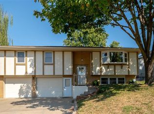 522 Buttinger Pl, Leavenworth, KS 66048