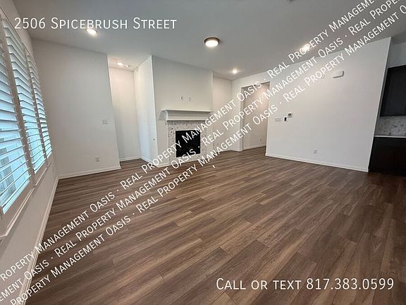 4th image of 2506 Spicebrush St