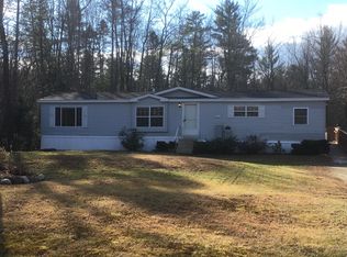 26 Penley Ln, Oxford, ME 04270