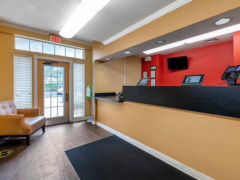 Lobby and Guest Check-in