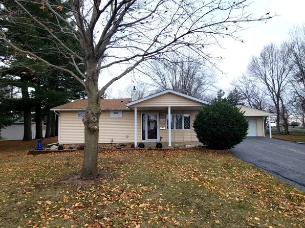 2216 Schuyler Dr, Peru, IL 61354