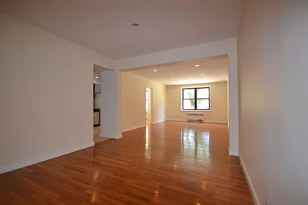 Rented by Silverstein Collection LLC  | media 18